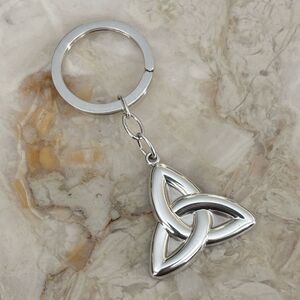 Tiffany & Co. Sterling Silver Celtic Knot Keychain 2009 – Rare